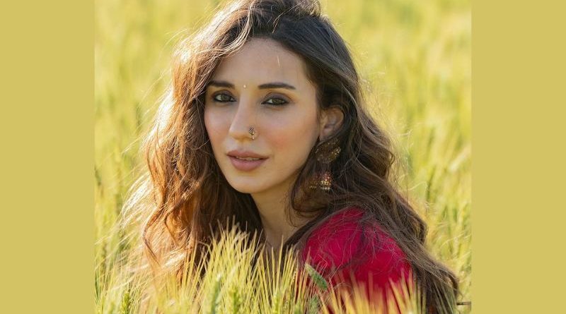 Heli Daruwala Enchants in Rustic Photoshoot A Blend of Tradition and Nature