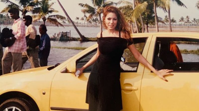 Munmun Dutta Shares Throwback to Humble Beginnings