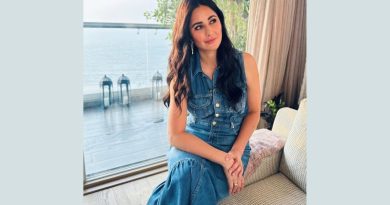 Katrina Kaif Rocks Casual Chic in Denim A Perfect Blend of Comfort and Style