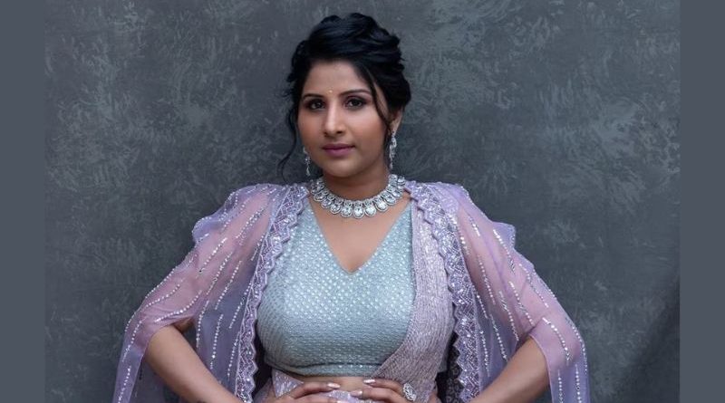 Telugu Folk Singer Mangli Addresses Birthday Party Controversy After Police Raid