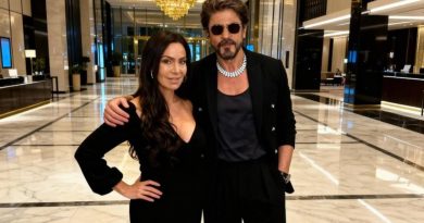 The Truth Behind the Viral Shah Rukh Khan and Kendra Lust Photo